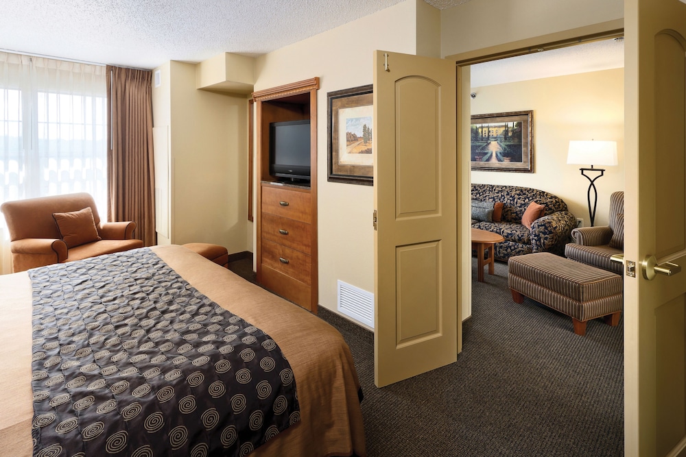 Clubhouse Hotel Suites Sioux Falls 27/67