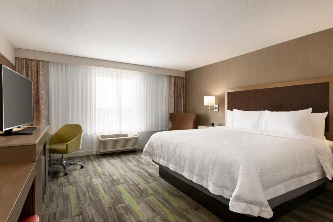 Ramada by Wyndham St. Paul AB 16/44
