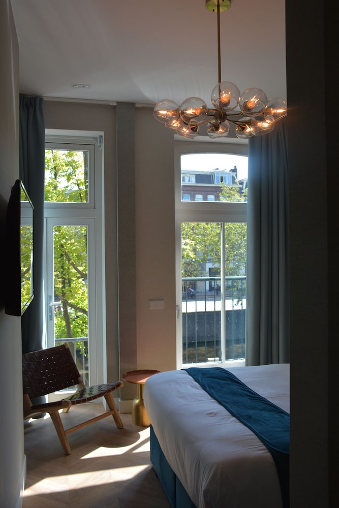 If boutique hotel 20/55