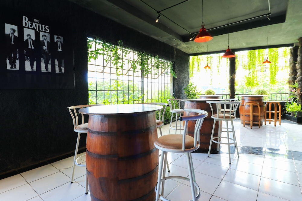 Labuana Homestay & Cafe Garden by ZUZU 8/26