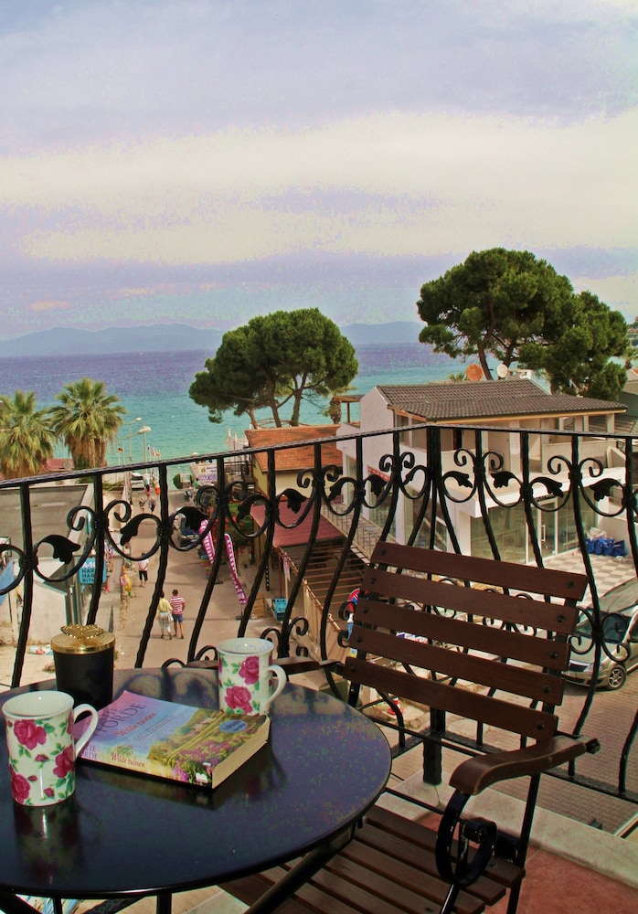 Rosy Suites Hotel 33/50