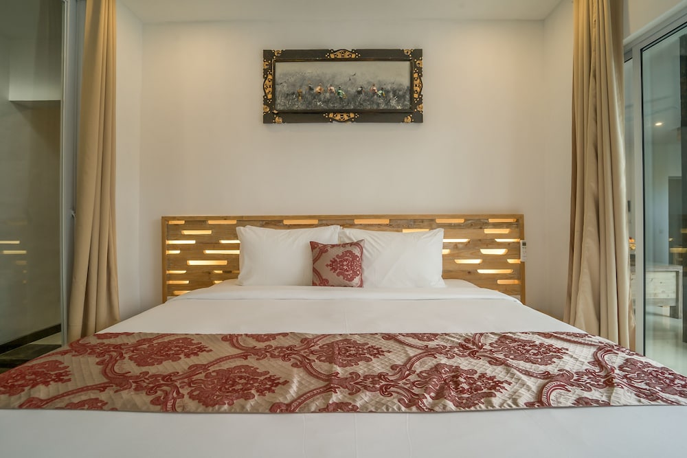 Puri Bagus Villa Legian Kuta 12/45