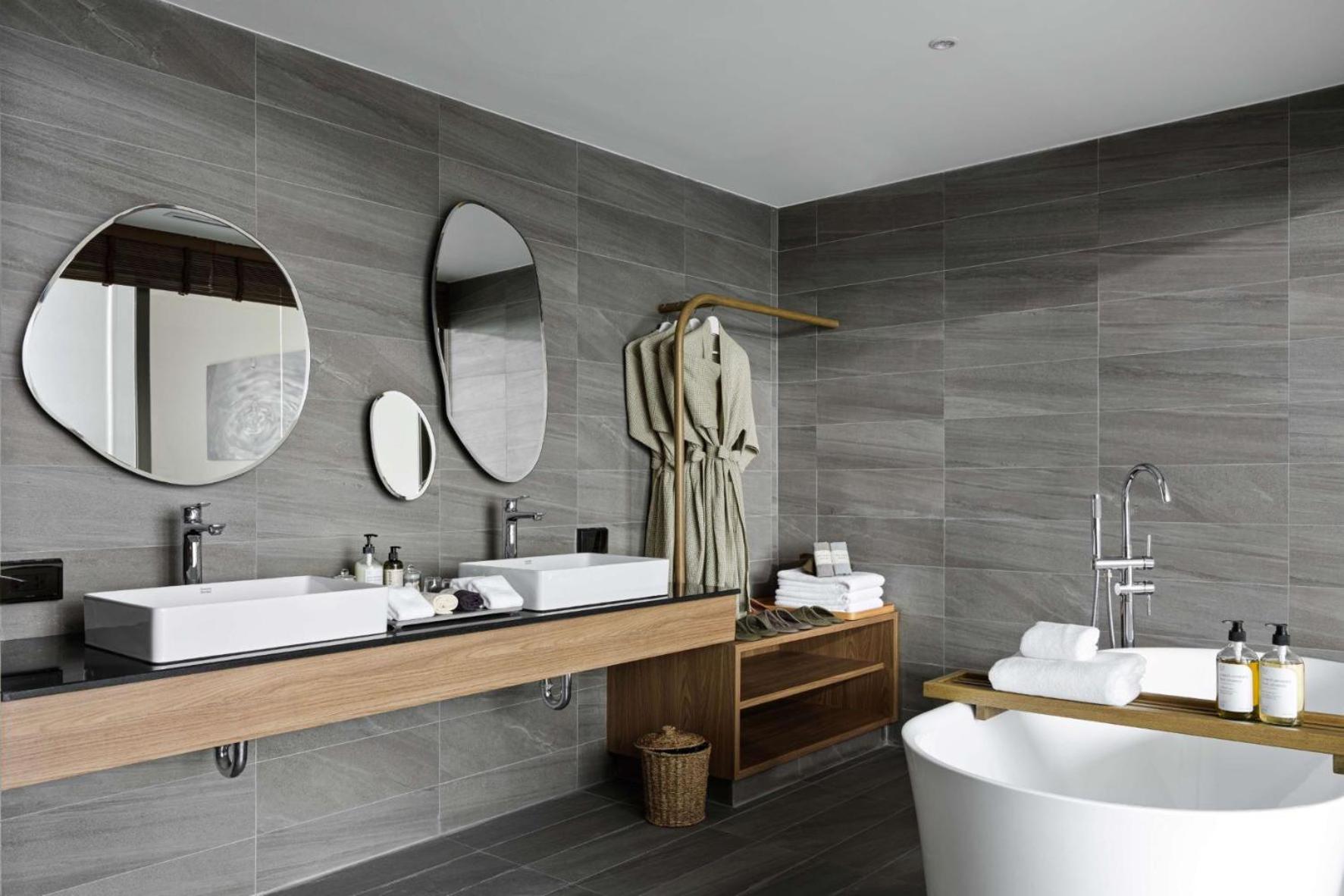 Neera Retreat Hotel 43/50