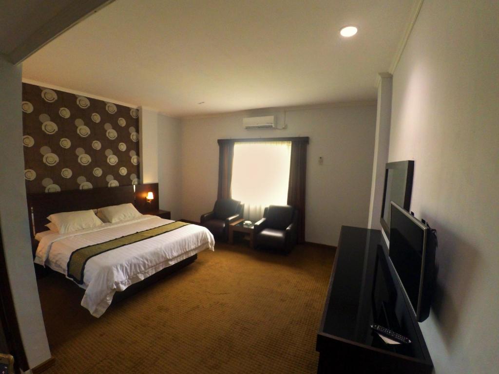 Hotel GRAN MALINDO 12/20