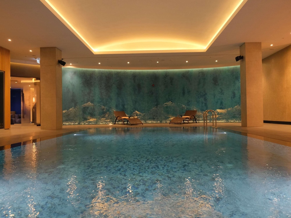 NOVOTEL Bishkek City Center 22/50