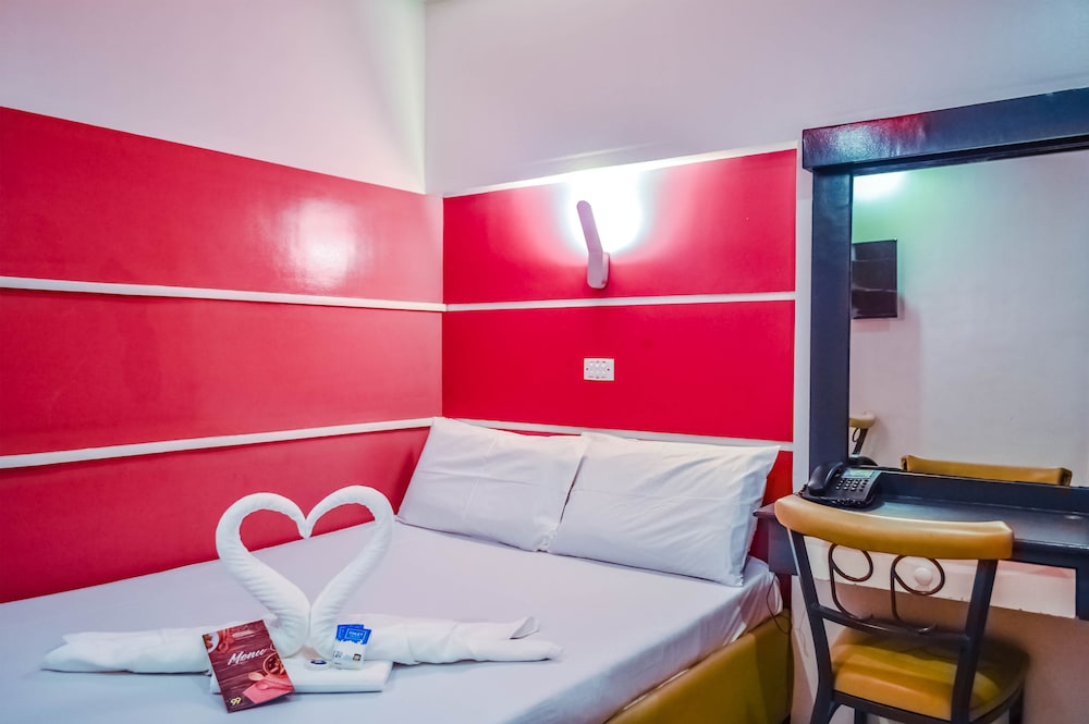 Hotel 99 19/50