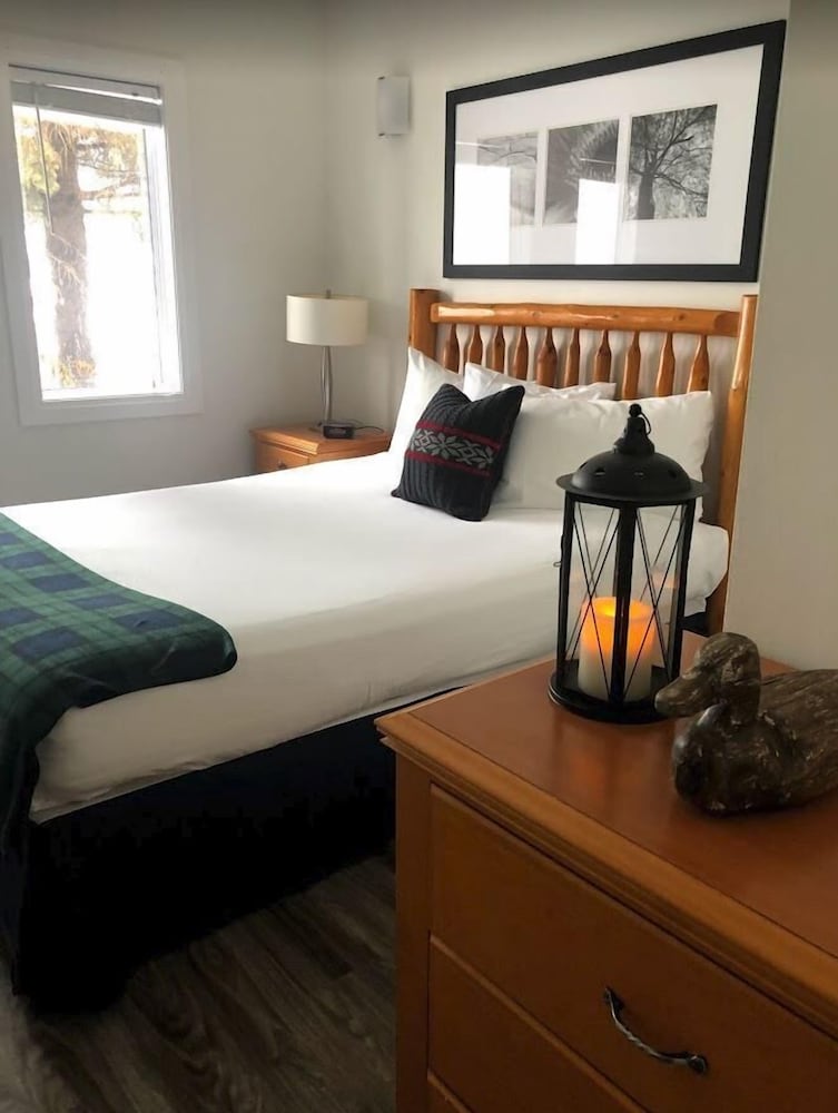 Calabogie Peaks Hotel, Ascend Hotel Member 37/50