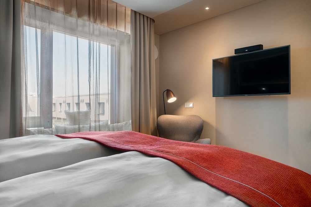 Holiday Inn - the niu, Hide Berlin Friedrichshain by IHG 14/58