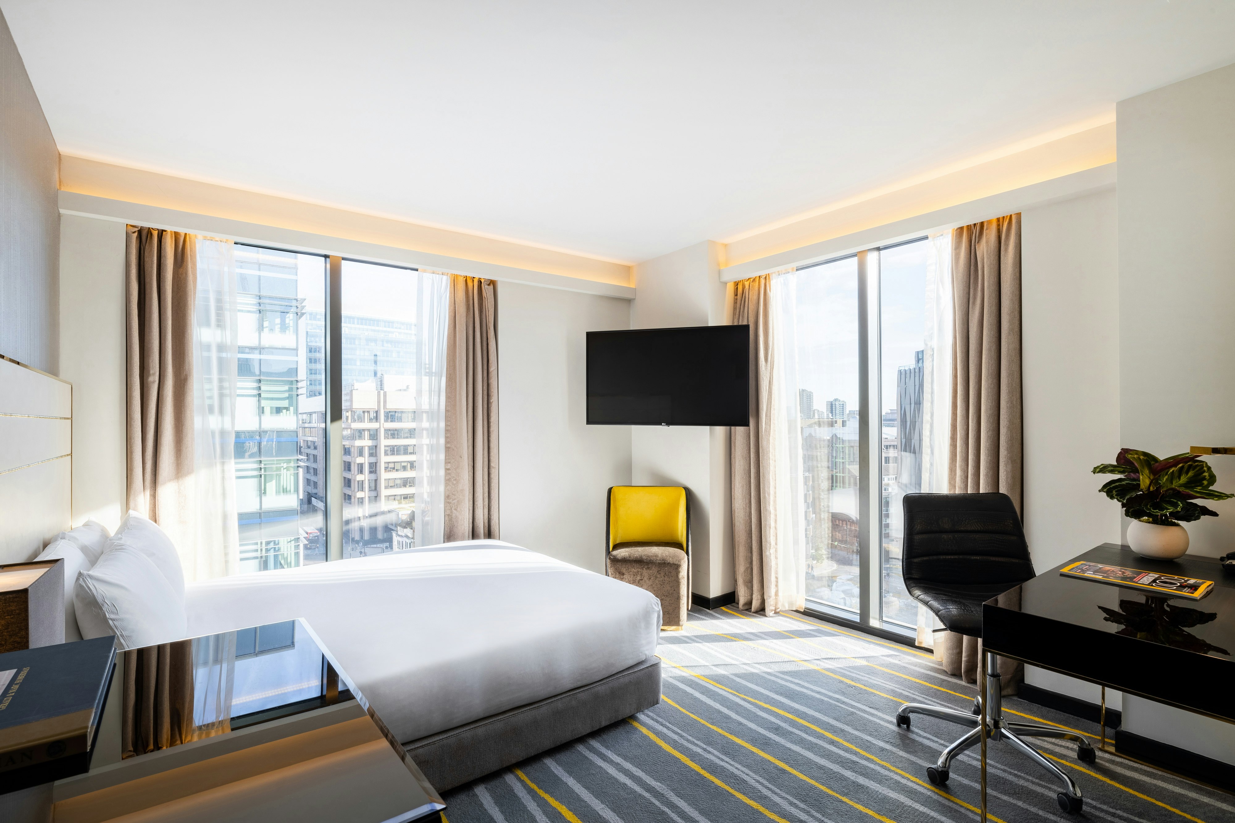 Leonardo Hotel London Aldgate - Formerly Hotel Saint 24/50