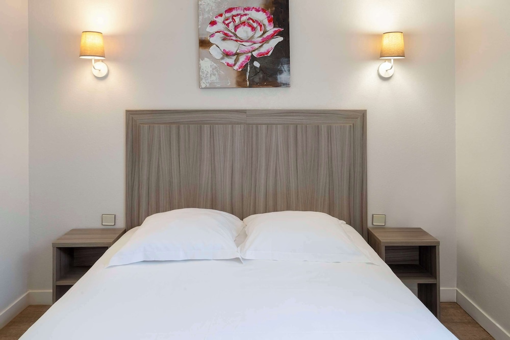 Sure Hotel by Best Western Saintes 47/63