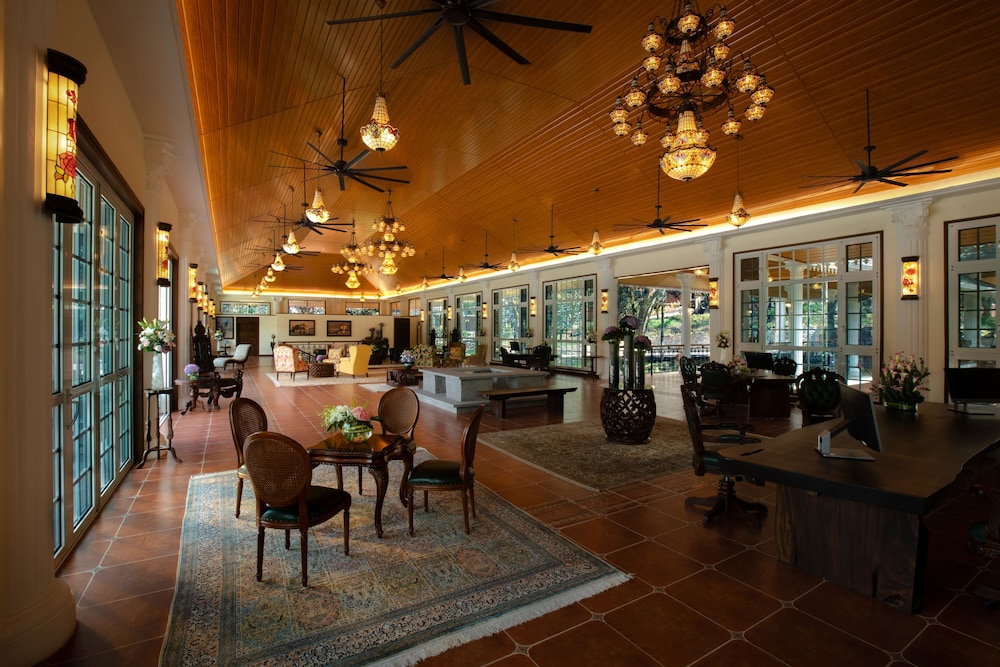 Coorg Wilderness Resort & Spa 25/50
