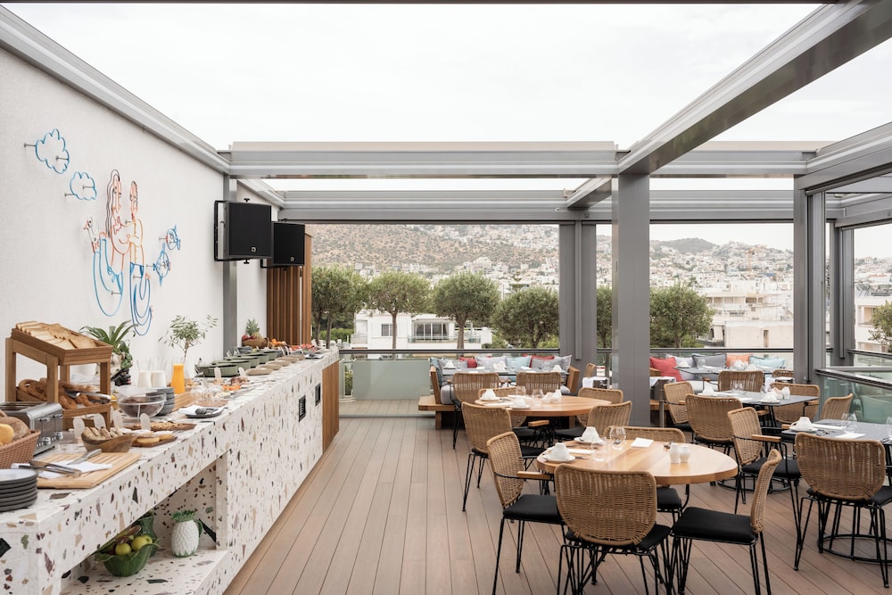 Dusit Suites Athens 47/58