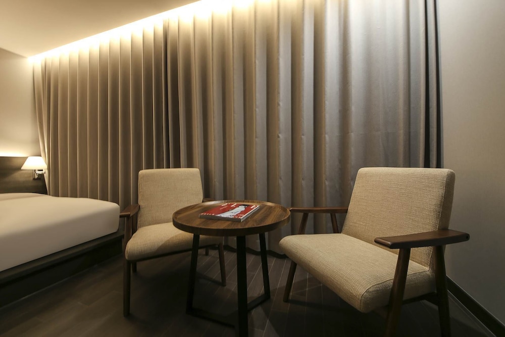 Hotel France 42/51