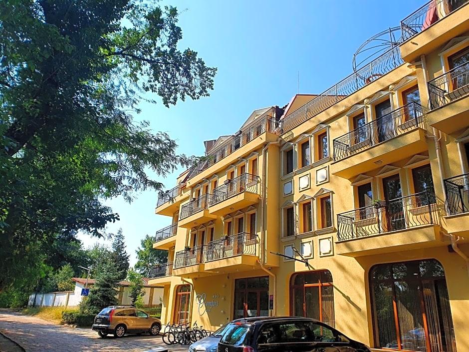 C Comfort Hotel 1/50