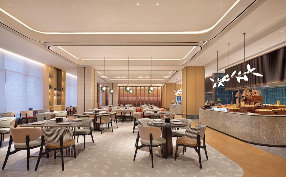 Hilton Garden Inn Xishuangbanna Gasa Airport 52/66