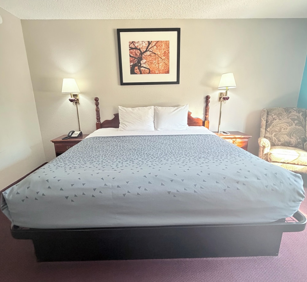 Scenic Hills Inn 26/55