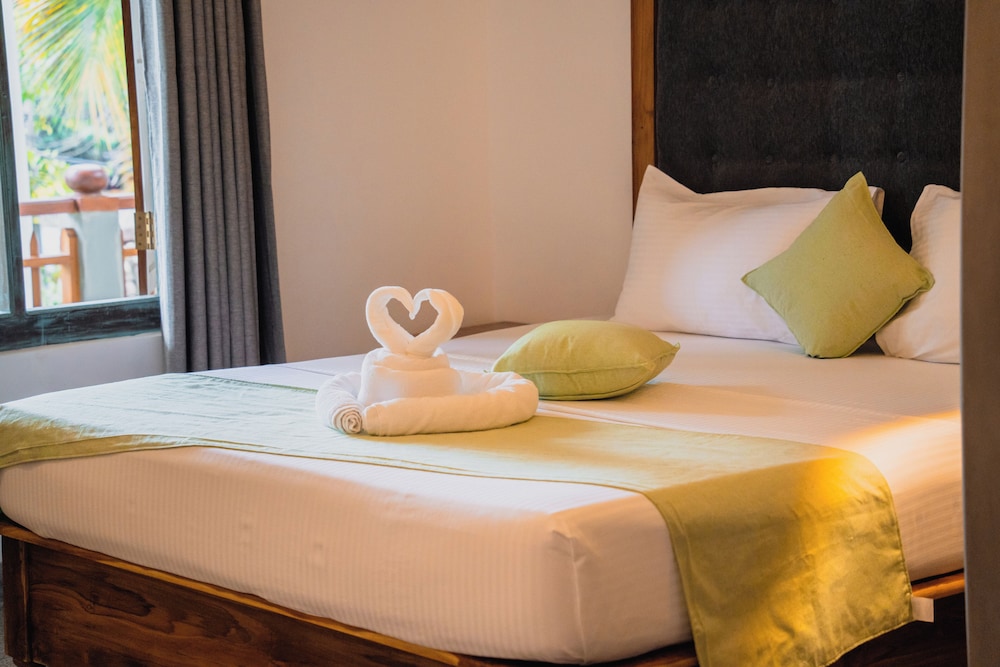 Deluxe, King Bed
