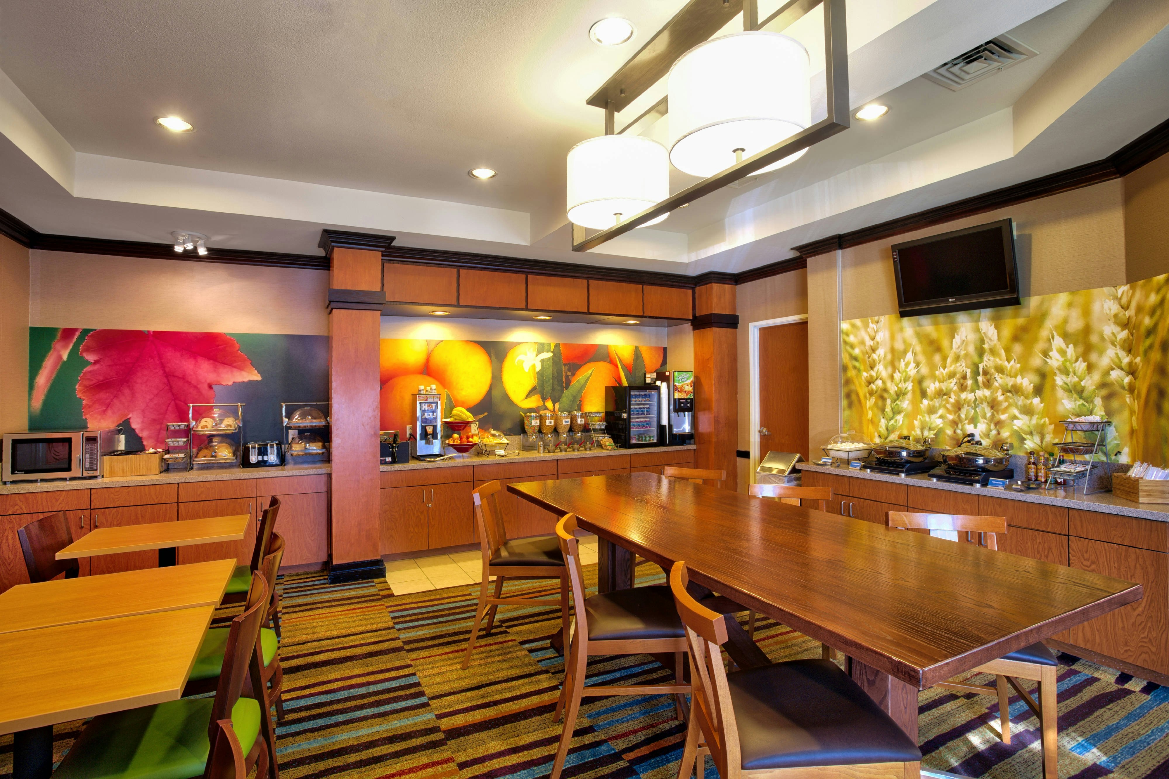 Fairfield Inn Suites Mcallen Airport 19/24