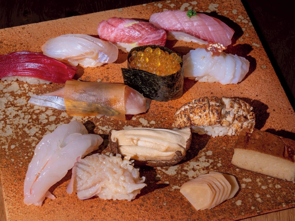 Takanoya 24/50