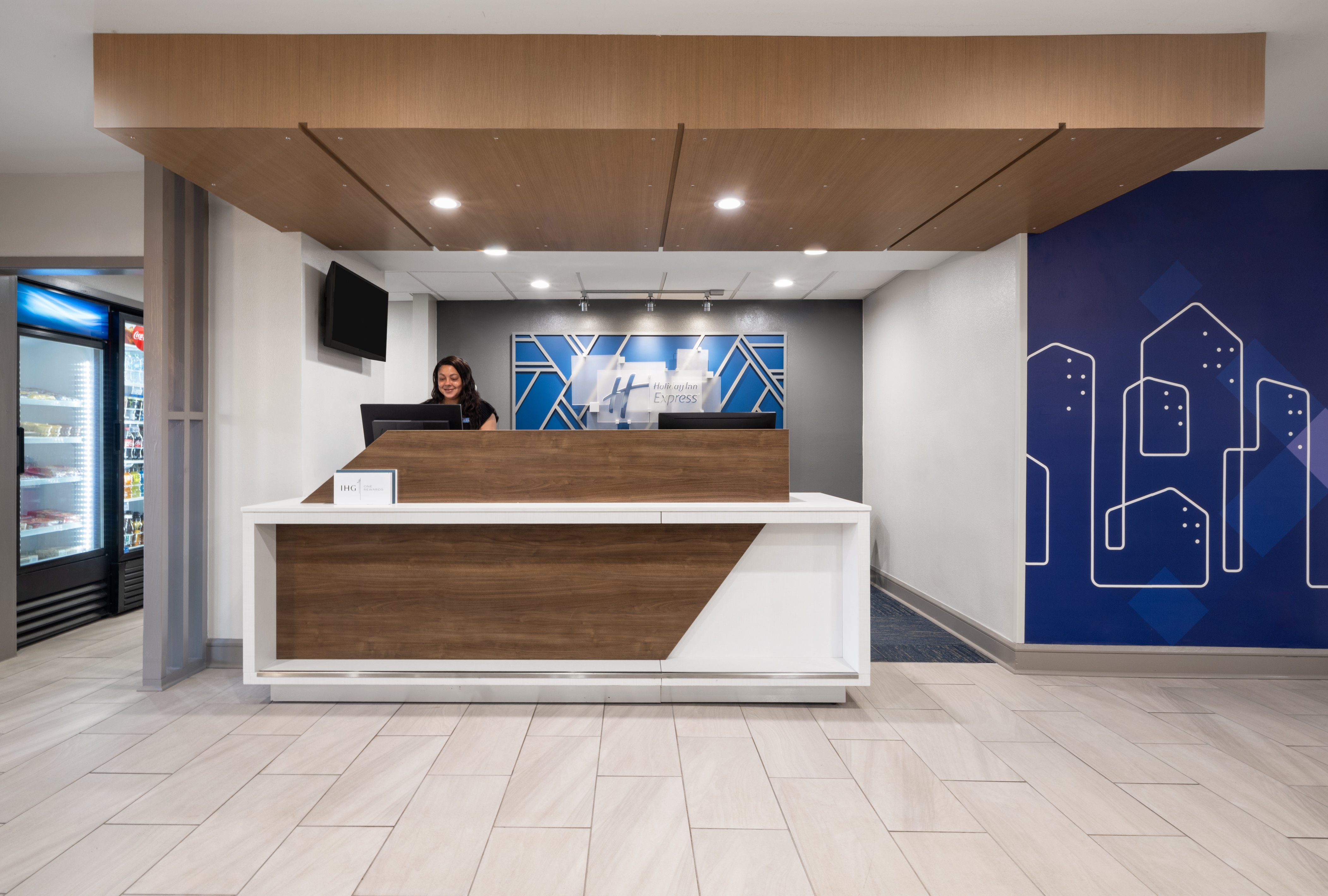 Holiday Inn Express Tifton 4/56
