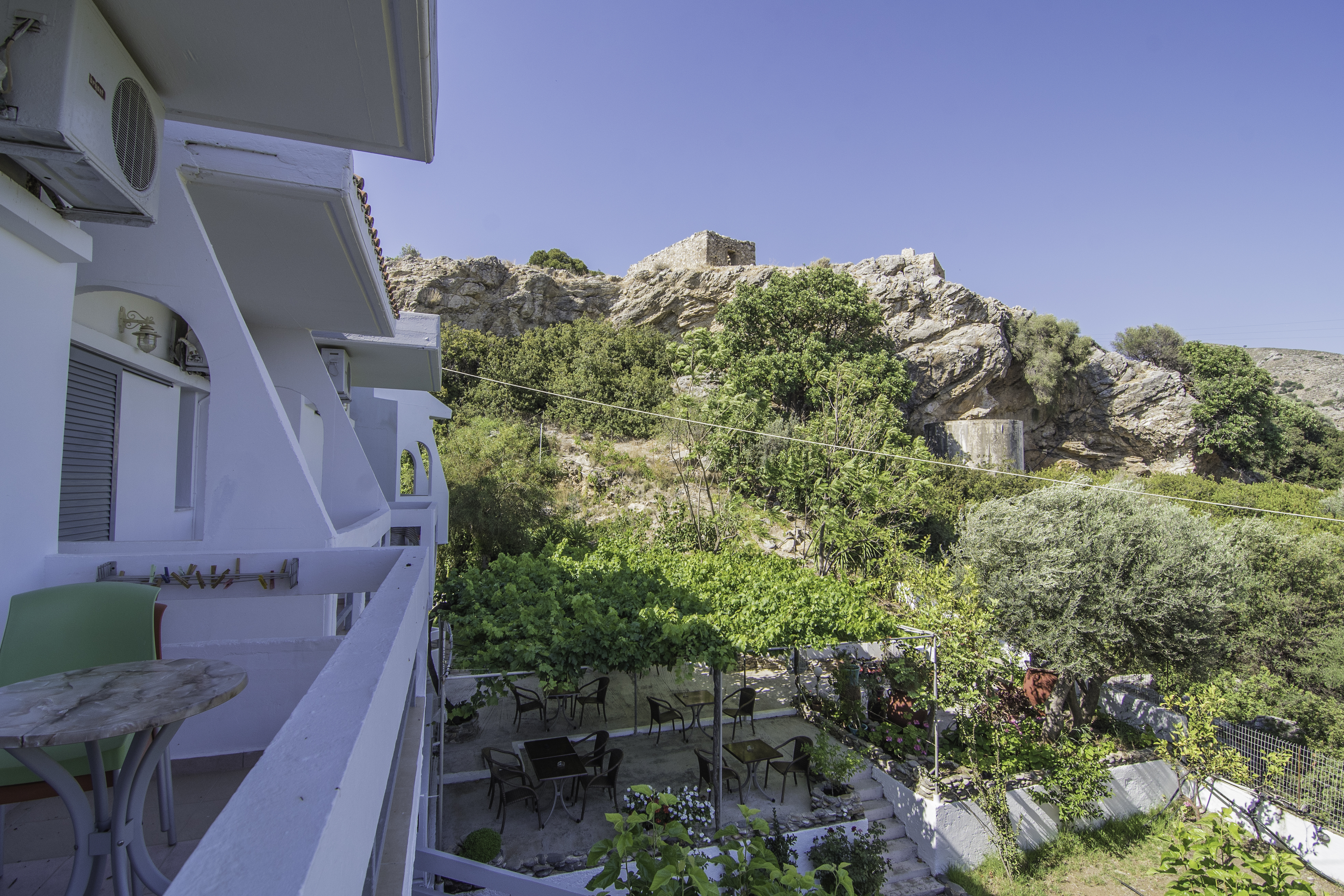 Megim Hotel 26/30