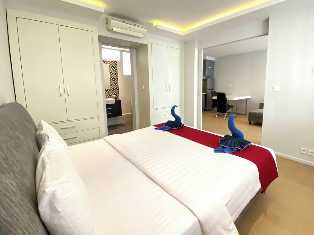 غرفة سوبيريور بسرير كينج بإطلالة على المسبح، Coast Boutique Apartments 3/7
