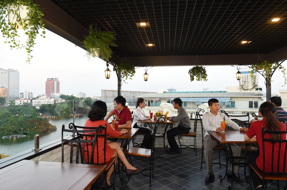 CENTRE POINT HANOI HOTEL 45/62