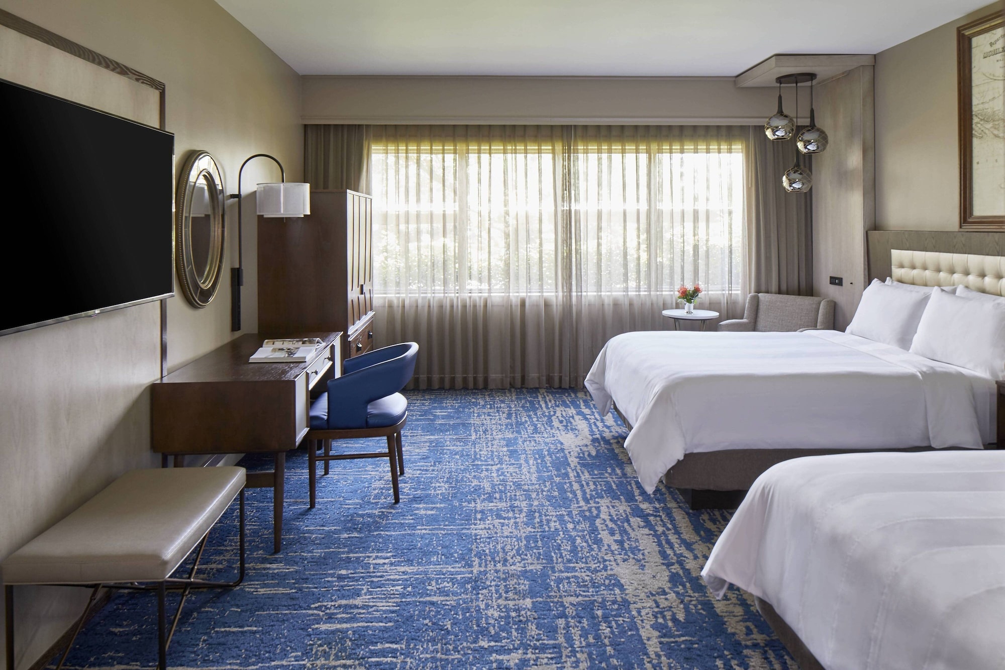 Grand, 2 Queen Beds, Bay View, Balcony