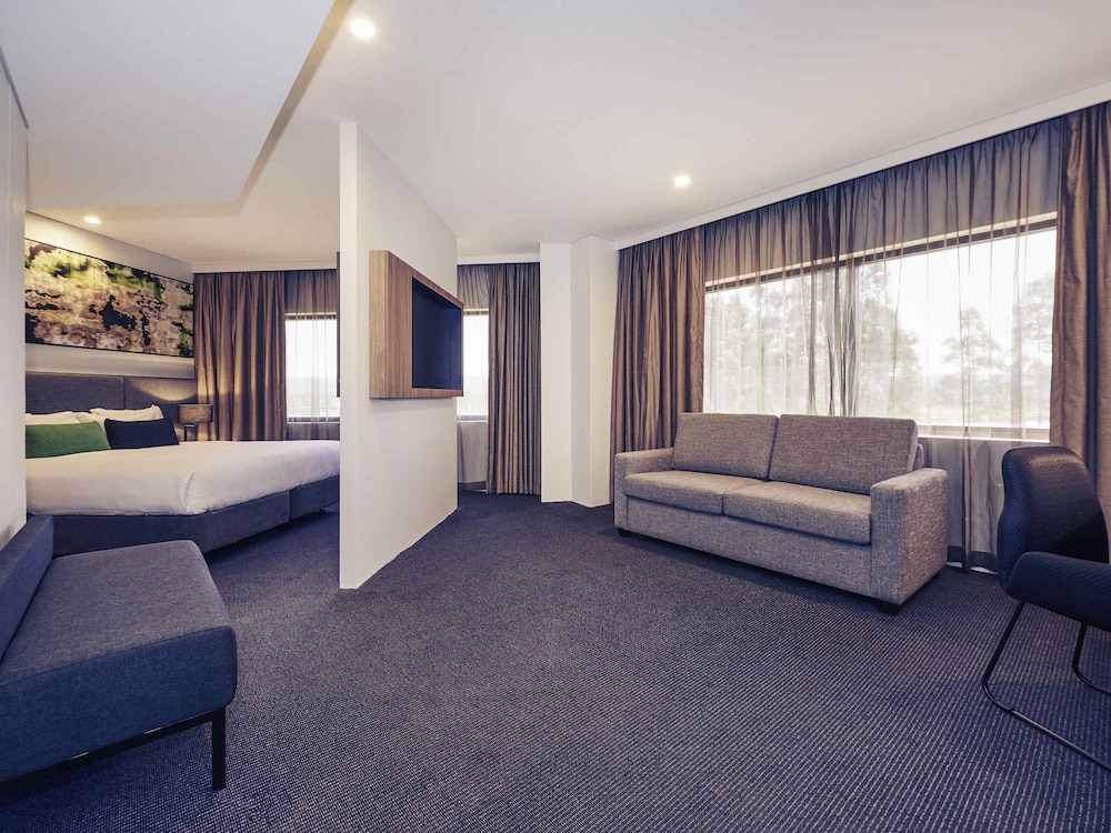 Mercure Penrith 45/69