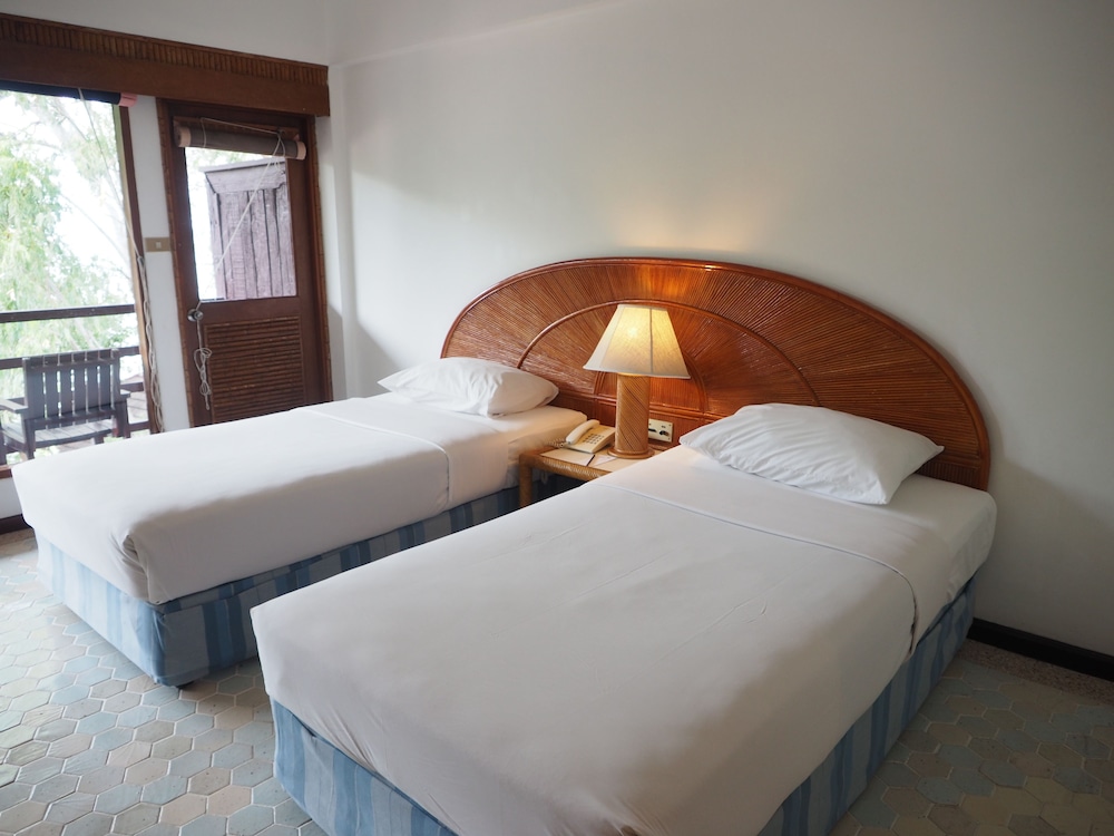 Rayong Resort Hotel 16/65