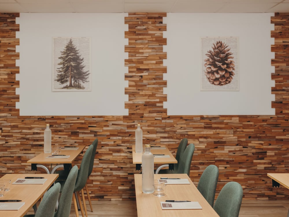 Domaine du Ferret Restaurant & Spa by Germain Collection 76/83
