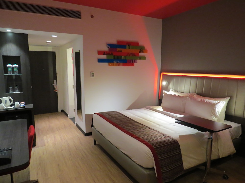 Park Inn By Radisson Gurgaon Bilaspur 6/44