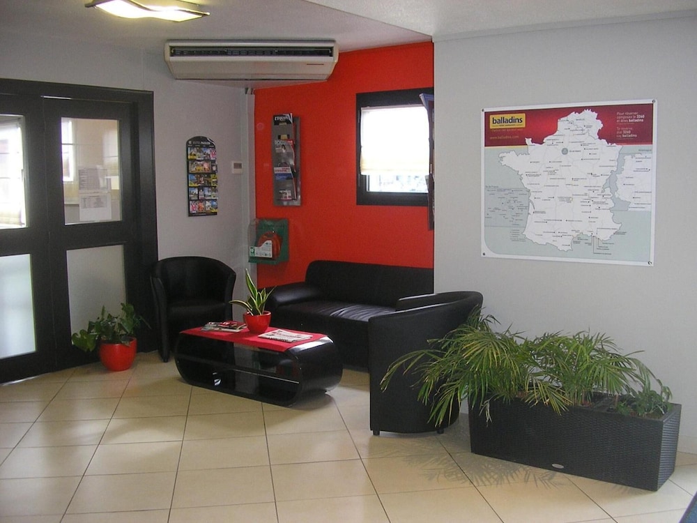 Kyriad Direct Orleans Nord - Cap Saran 27/50