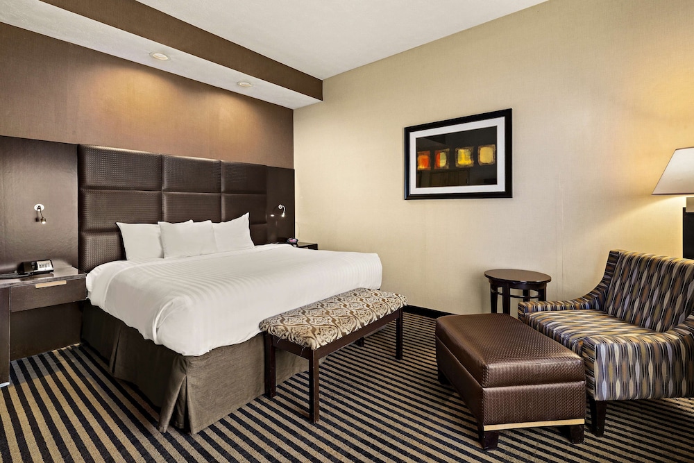 Sonesta Essential Indianapolis Airport 8/34
