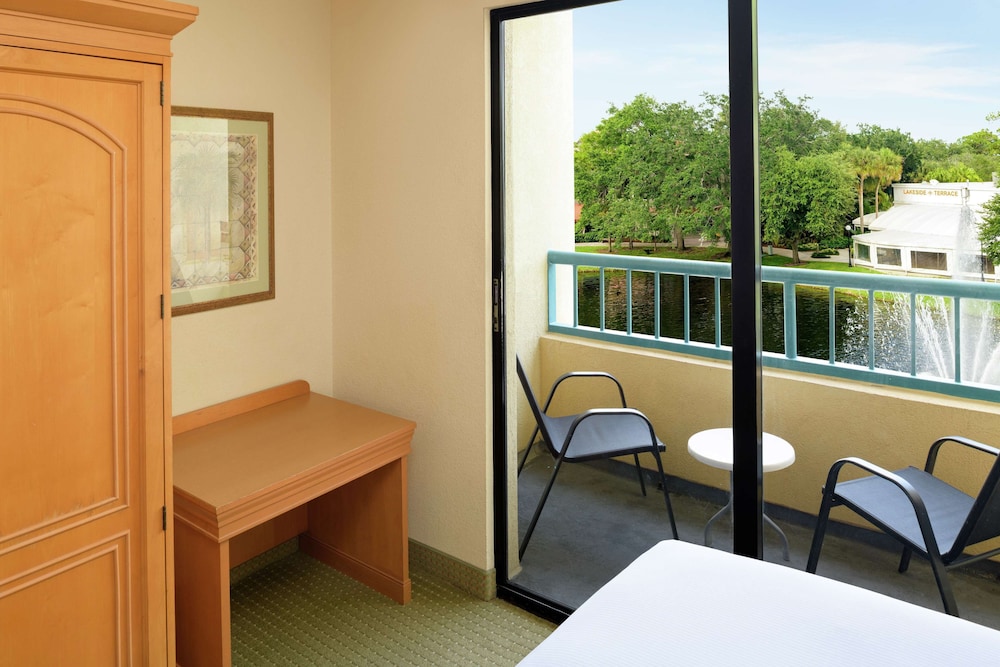 Hilton Suites Boca Raton 14/45