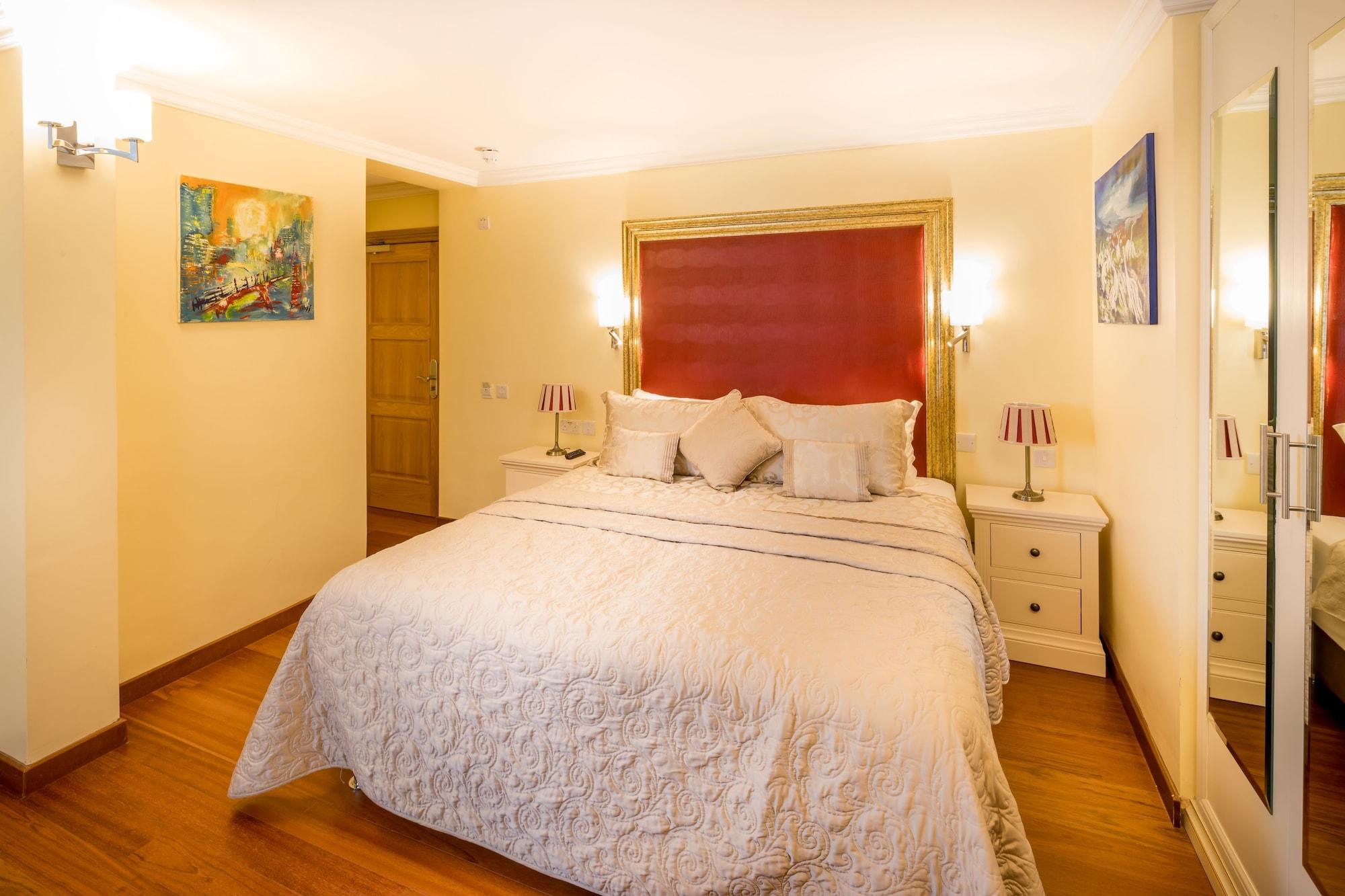 Linton Hotel 15/53