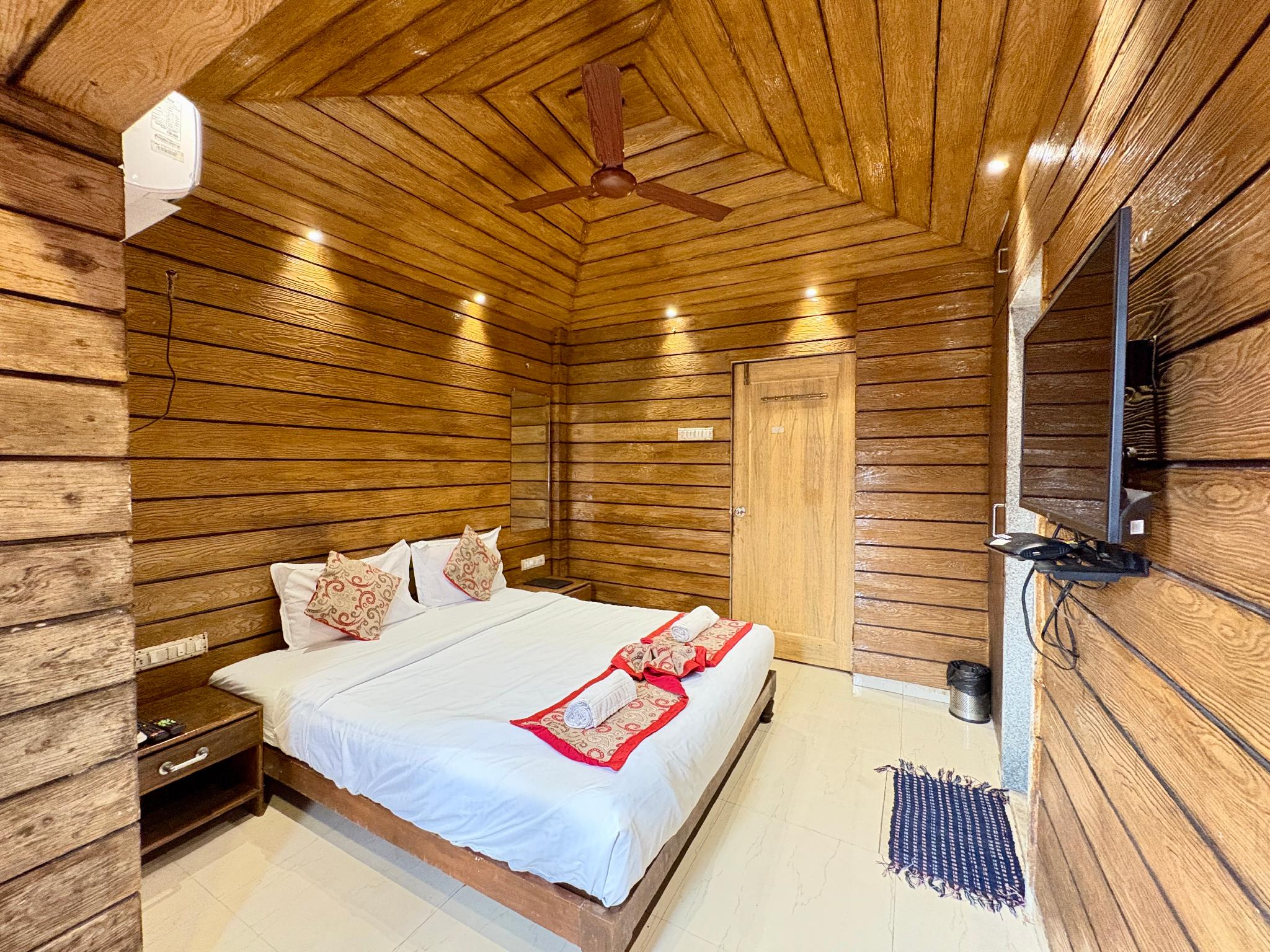 Wooden, Cottage