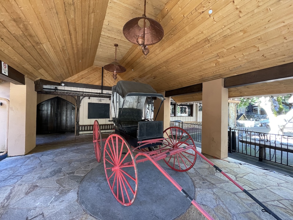 The Historic Brookdale Lodge 13/50
