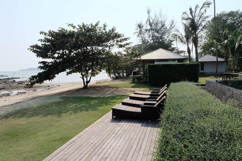 Plub Pla Koh Mak Retreat 49/68