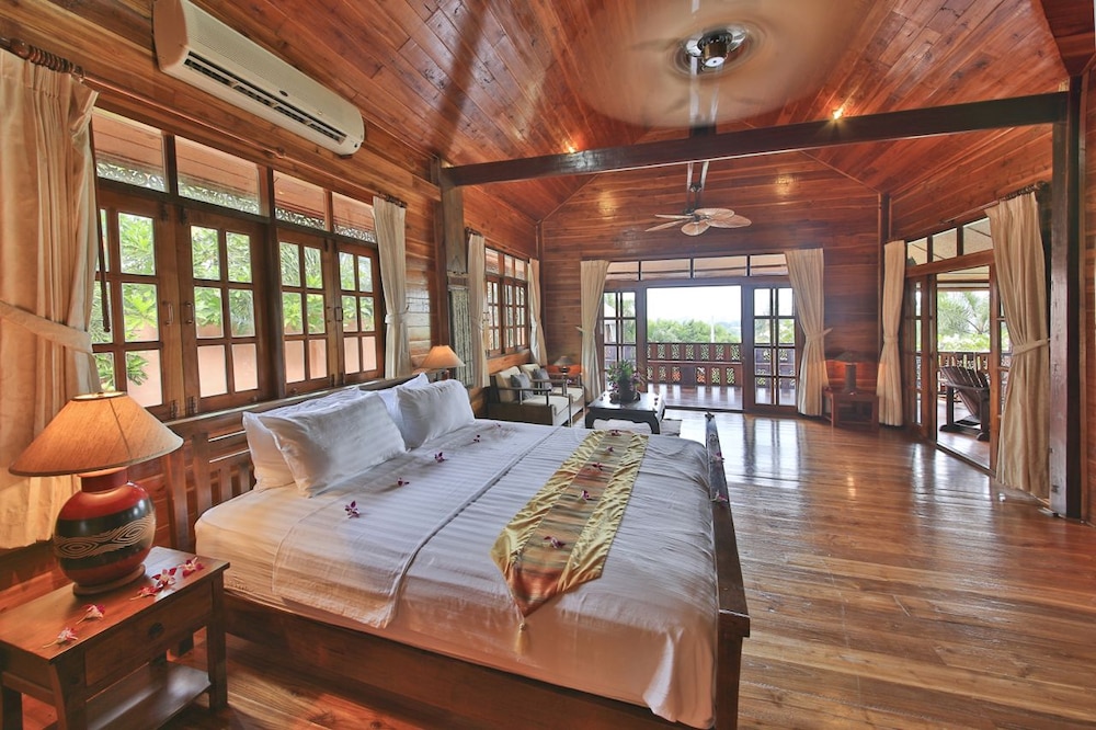 Presidential Thai Villa 7/36