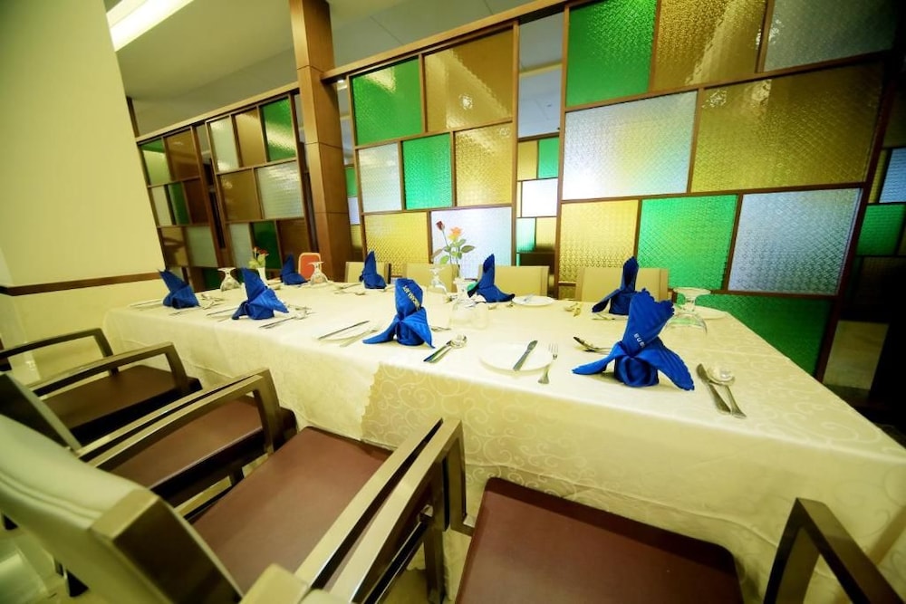 Hotel Africana 57/65