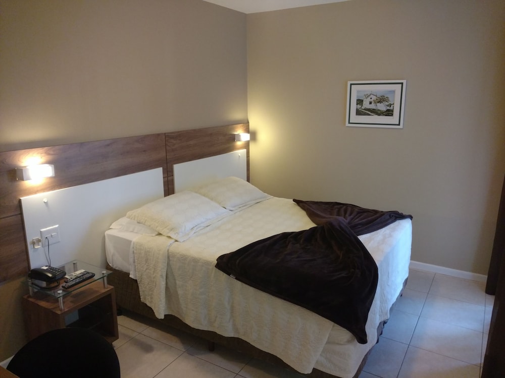 Brisamar Suite Hotel 11/65
