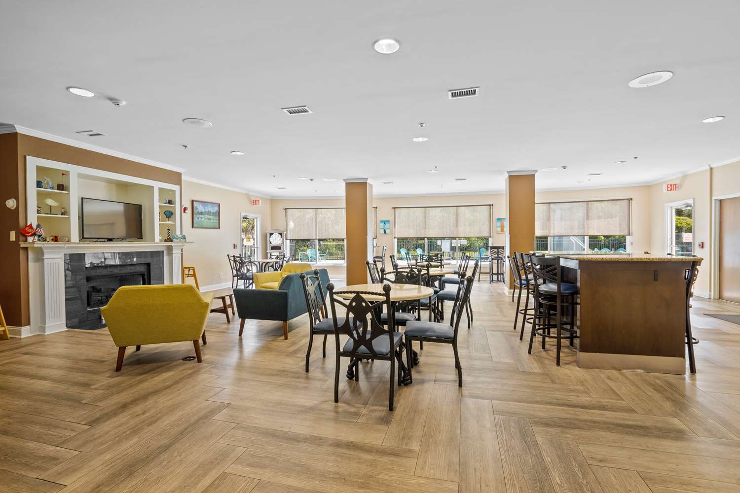 Blue Water Inn & Suites, BW Signature Collection 13/16