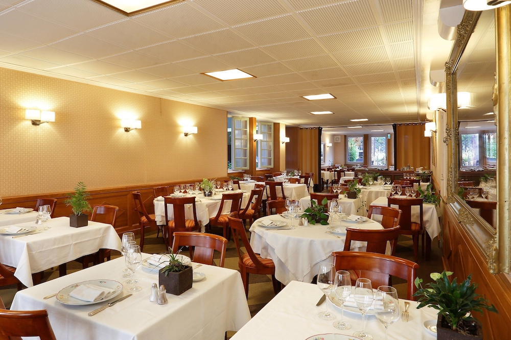 Hostellerie des Trois Pigeons, Paray-le-Monial 42/64