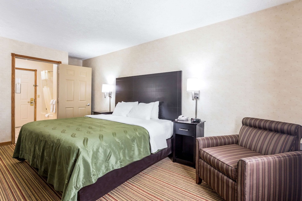 Quality Inn Traverse City 29/63