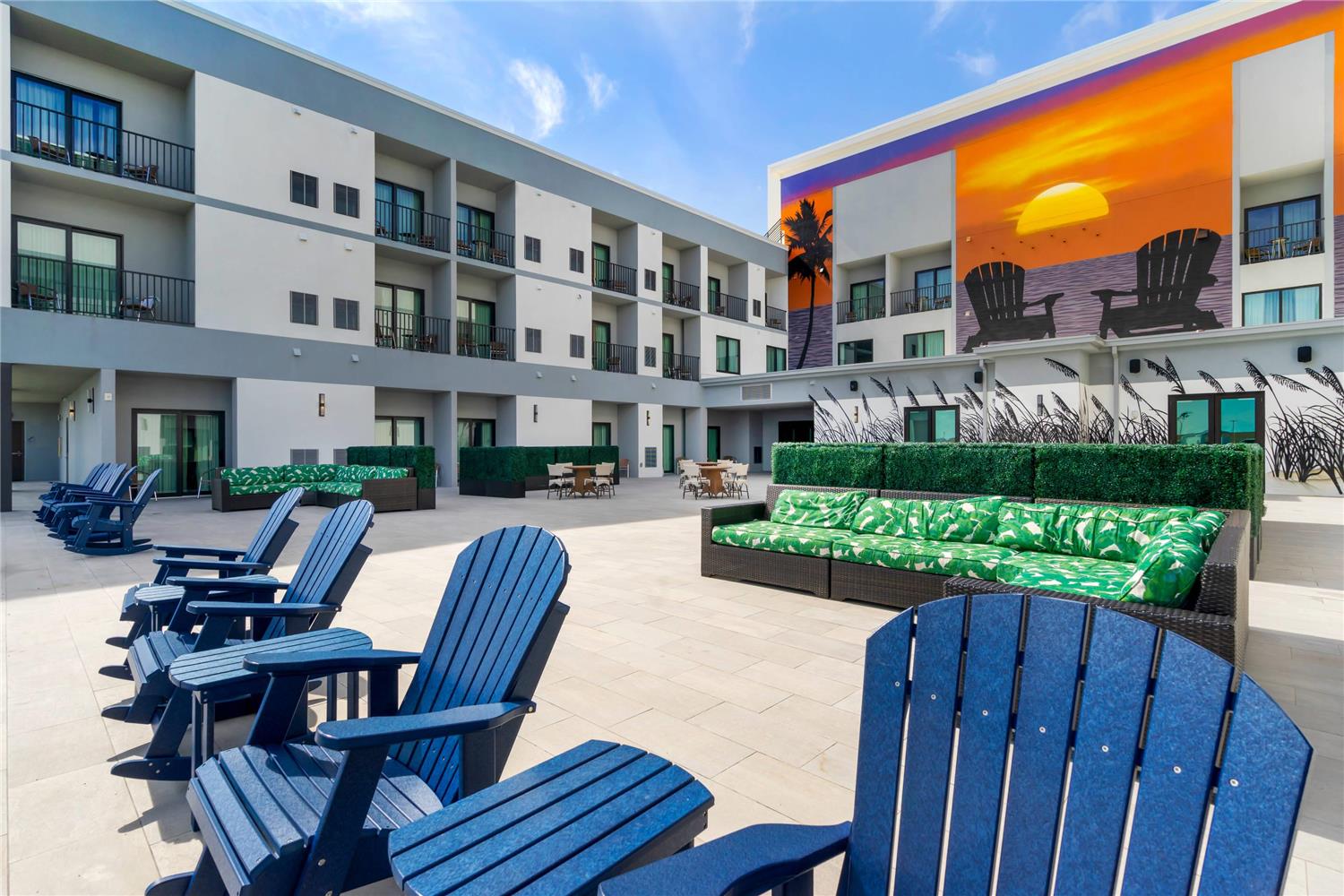 Cambria Hotel St Petersburg Madeira Beach Marina 56/58