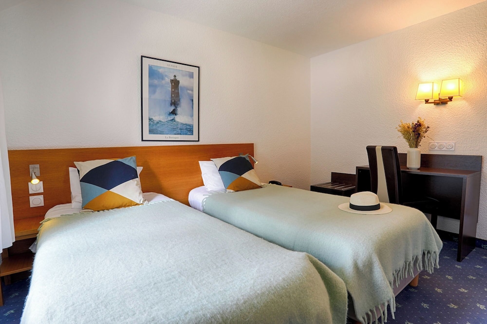 Brit Hotel Le Branhoc 10/62
