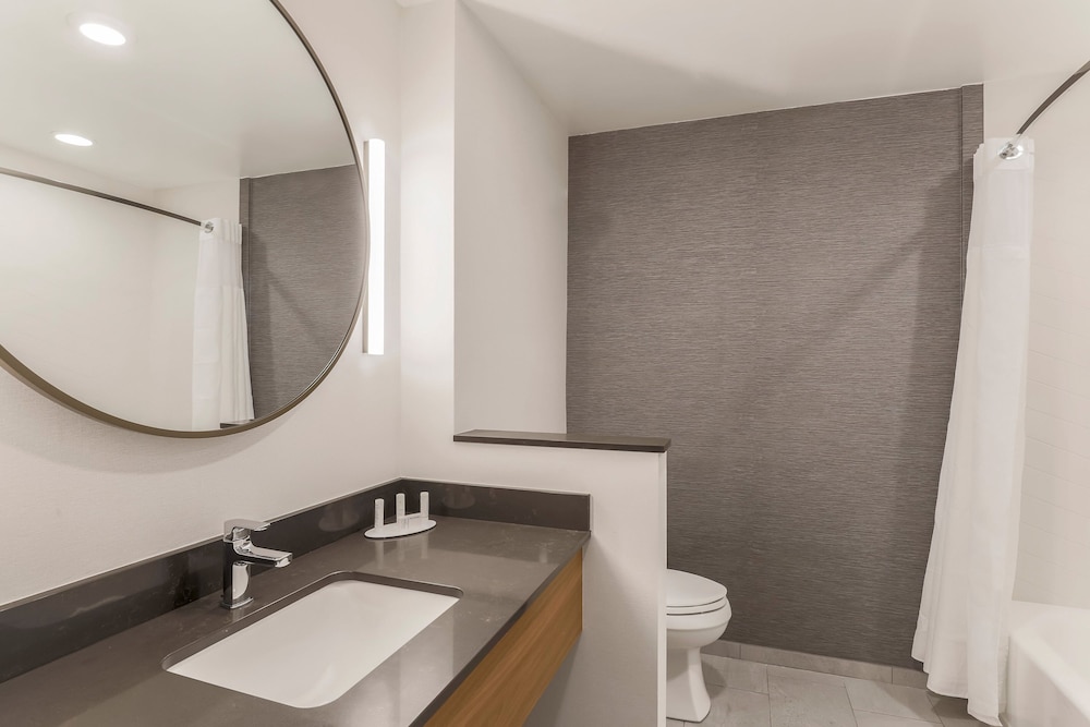 Fairfield Inn & Suites by Marriott Cape Coral/North Fort Myers 13/46