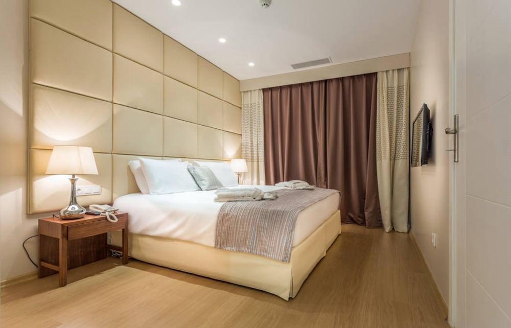 Hotel Millenium 8/38