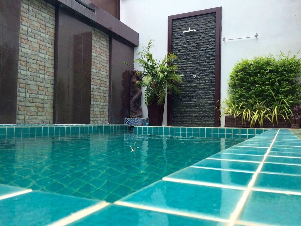 The Vista Pool Villa 30/50